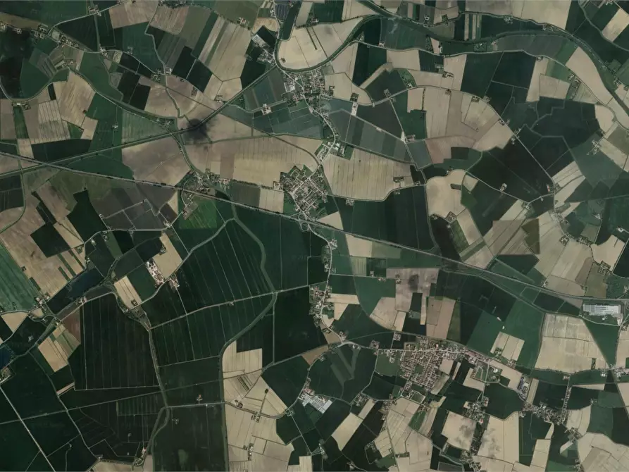 Immagine 5 di Casa indipendente in vendita  in Via Ferrara a Ostellato