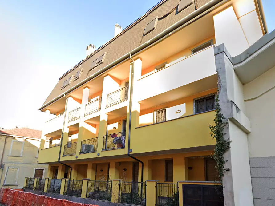 Immagine 5 di Appartamento in vendita  in Via Armando Diaz a Bovisio-Masciago