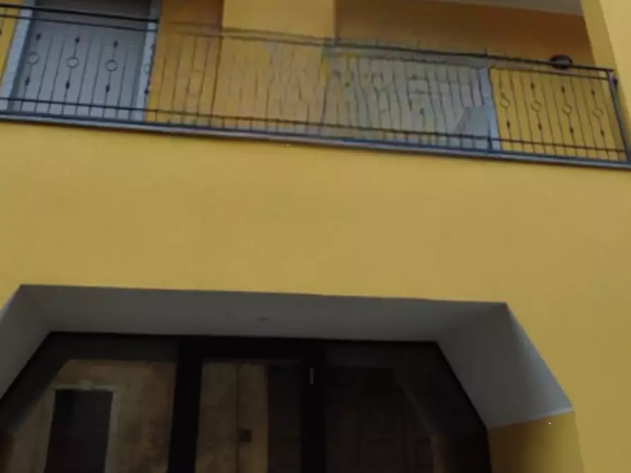 Immagine 7 di Appartamento in vendita  in Via Armando Diaz a Bovisio-Masciago