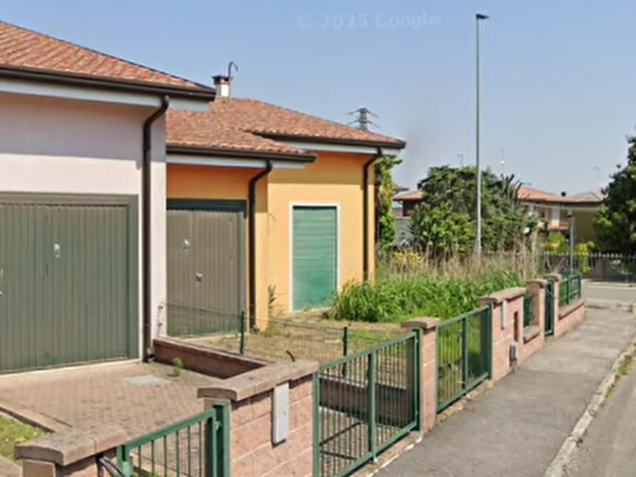 Immagine 11 di Villetta a schiera in vendita  in Viale F.lli Bevilacqua Luigi e Giovanni  a Canda