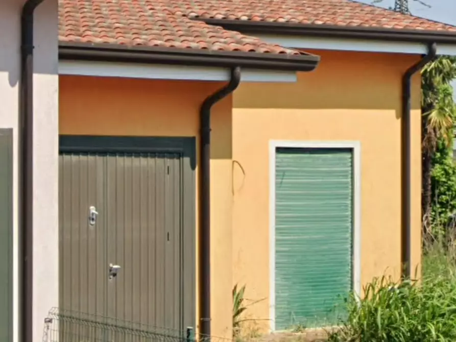 Immagine 18 di Villetta a schiera in vendita  in Viale F.lli Bevilacqua Luigi e Giovanni  a Canda