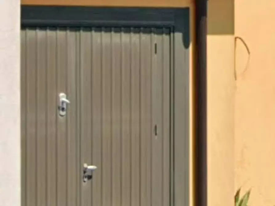 Immagine 20 di Villetta a schiera in vendita  in Viale F.lli Bevilacqua Luigi e Giovanni  a Canda