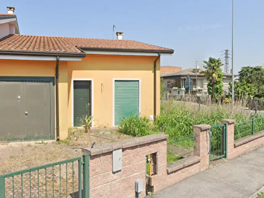 Immagine 5 di Villetta a schiera in vendita  in Viale F.lli Bevilacqua Luigi e Giovanni  a Canda