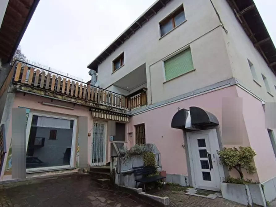 Immagine 6 di Porzione di casa in vendita  in Via Roma a Lamon