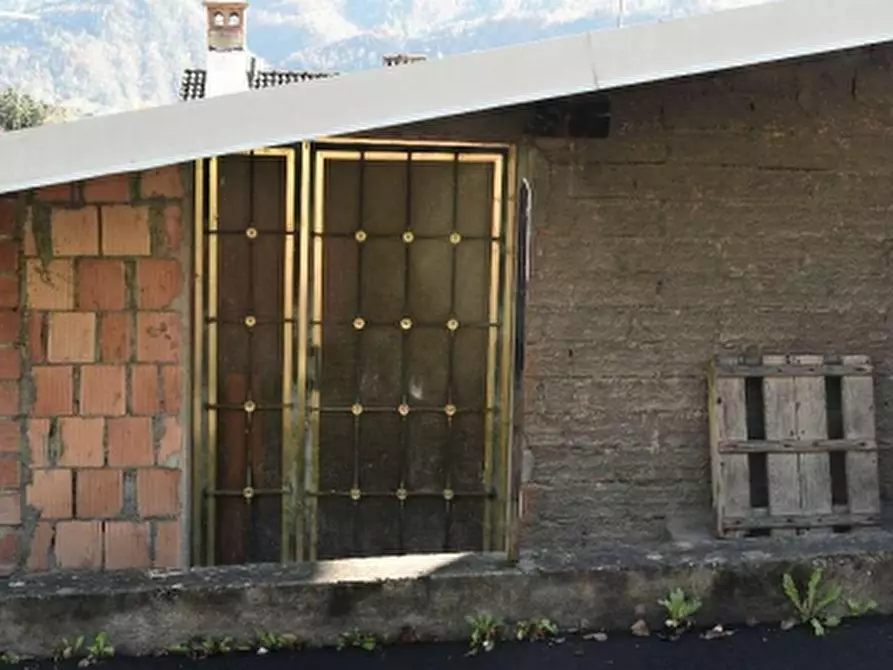 Immagine 13 di Porzione di casa in vendita  in Via Roma a Lamon