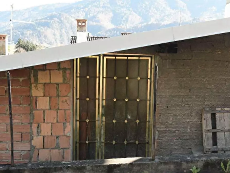 Immagine 14 di Porzione di casa in vendita  in Via Roma a Lamon