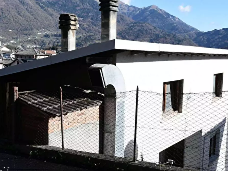 Immagine 15 di Porzione di casa in vendita  in Via Roma a Lamon