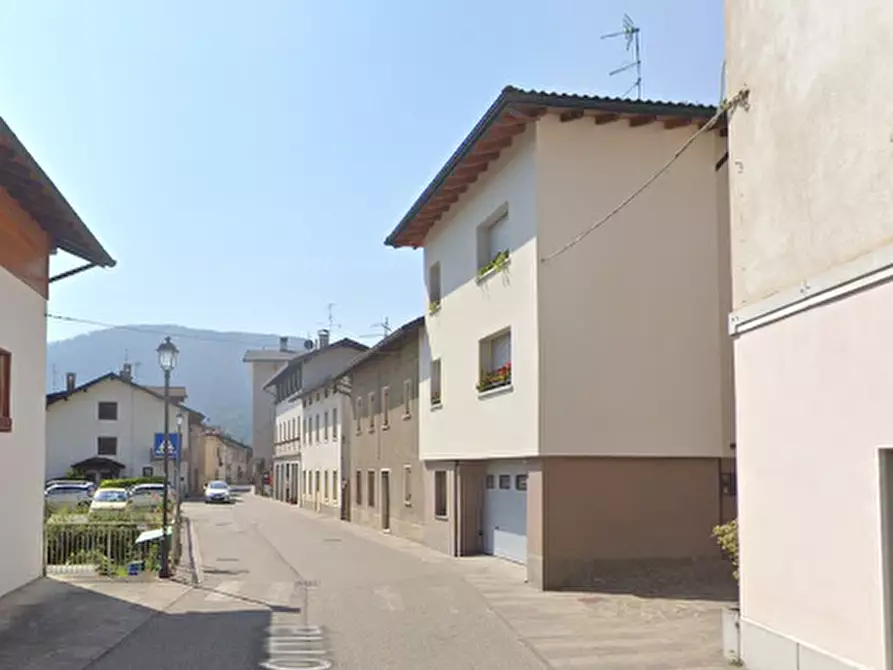 Immagine 17 di Porzione di casa in vendita  in Via Roma a Lamon