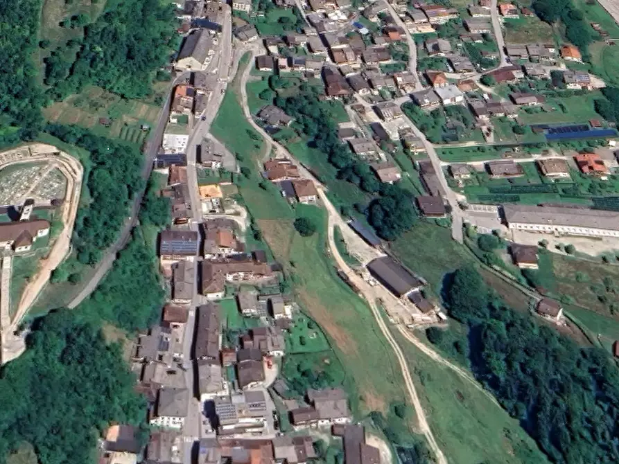 Immagine 20 di Porzione di casa in vendita  in Via Roma a Lamon