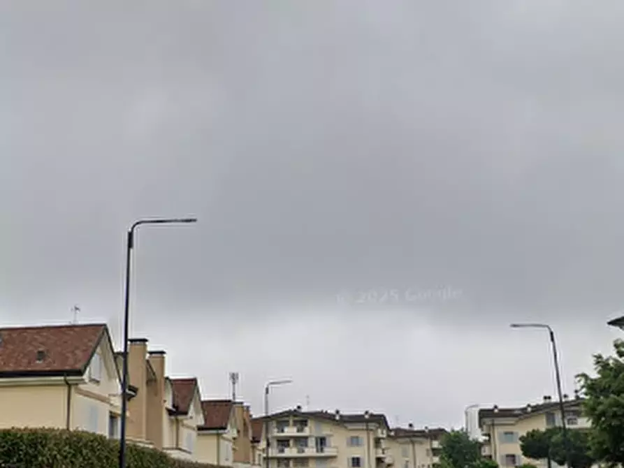 Immagine 4 di Garage in vendita  in Via Wolfgang Amadeus Mozart a Liscate