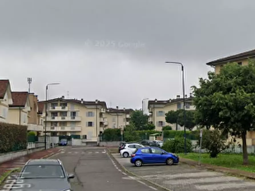 Immagine 3 di Garage in vendita  in Via Wolfgang Amadeus Mozart a Liscate