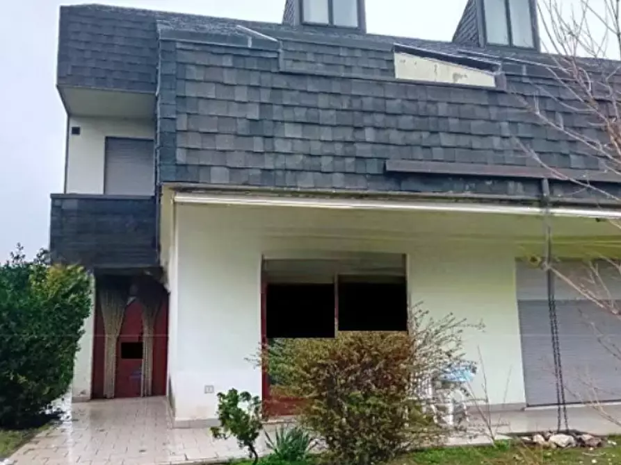 Immagine 1 di Appartamento in vendita  in Via dei bersaglieri a Rosolina