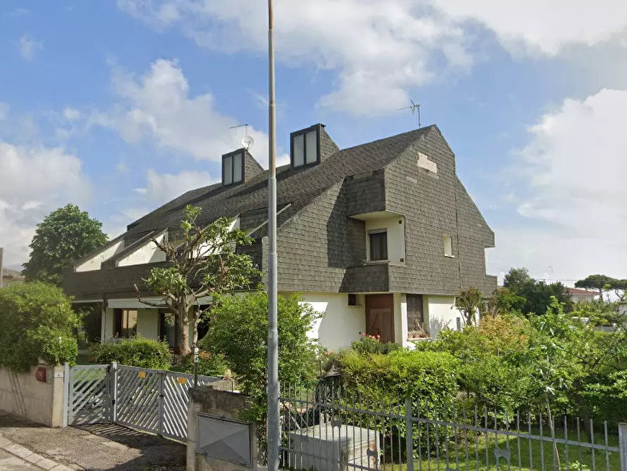 Immagine 9 di Appartamento in vendita  in Via dei bersaglieri a Rosolina