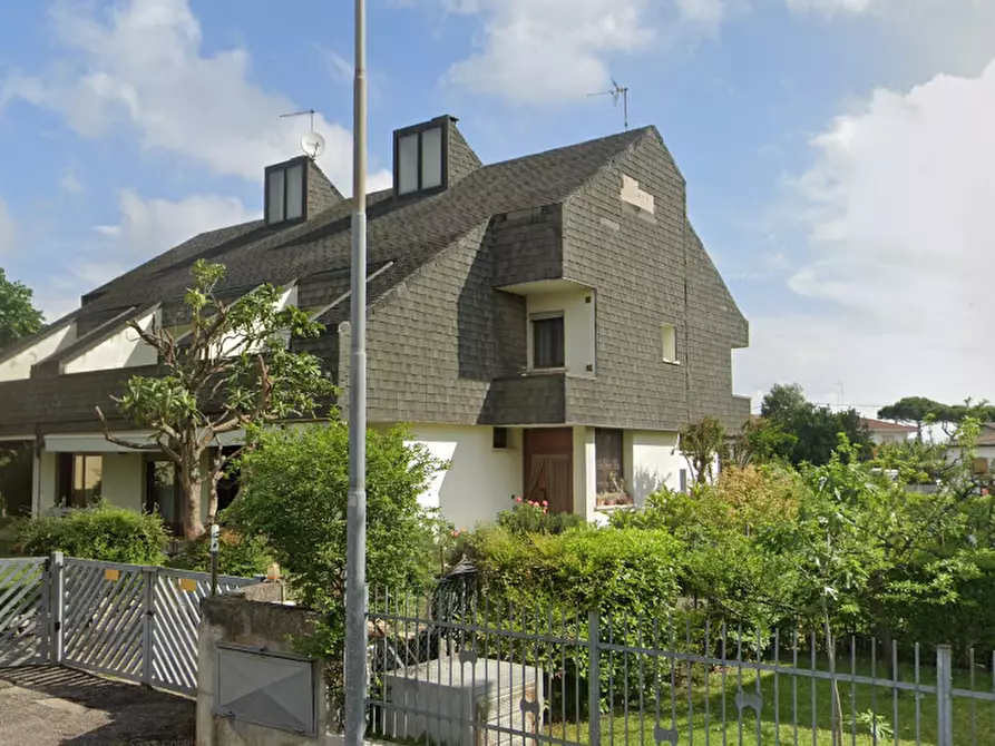 Immagine 11 di Appartamento in vendita  in Via dei bersaglieri a Rosolina