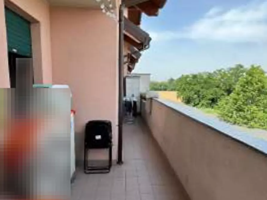 Immagine 4 di Appartamento in vendita  in Via Isonzo a Bareggio