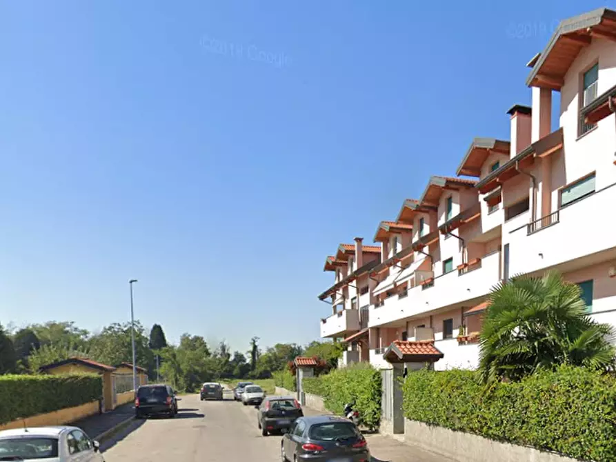 Immagine 7 di Appartamento in vendita  in Via Isonzo a Bareggio