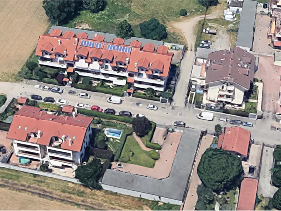 Immagine 18 di Appartamento in vendita  in Via Isonzo a Bareggio