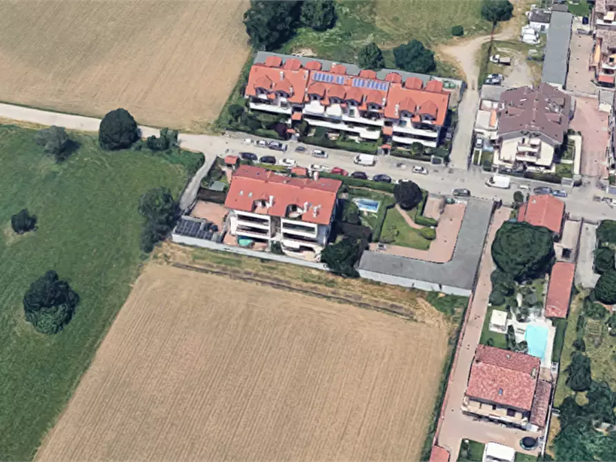 Immagine 21 di Appartamento in vendita  in Via Isonzo a Bareggio