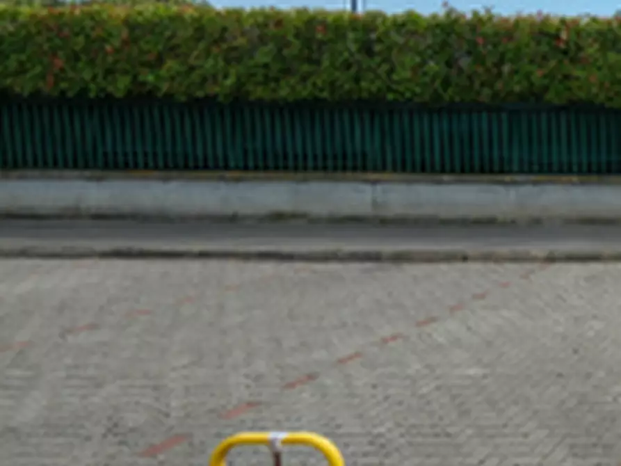 Immagine 3 di Posto auto in vendita  in Via Wolfgang Amadeus Mozart   a Liscate