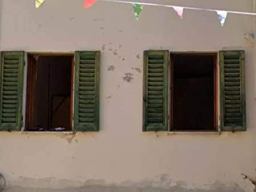 Immagine 6 di Porzione di casa in vendita  in Via Piazza Umberto I  a Londa