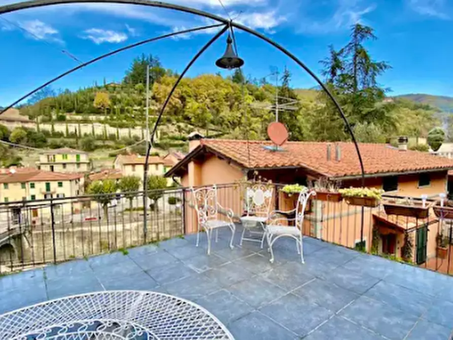 Immagine 12 di Porzione di casa in vendita  in Via Piazza Umberto I  a Londa