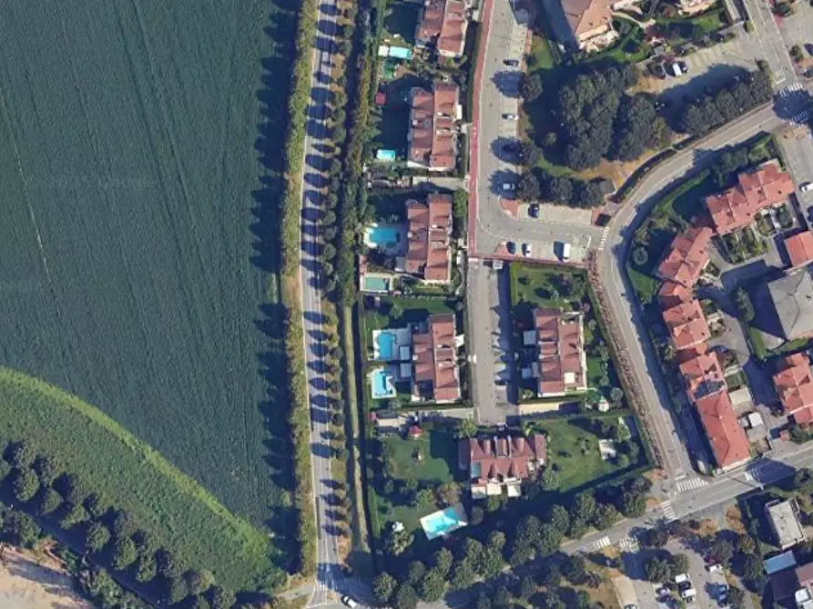 Immagine 8 di Posto auto in vendita  in  Via Mozart Wolfgang Amadeus a Liscate