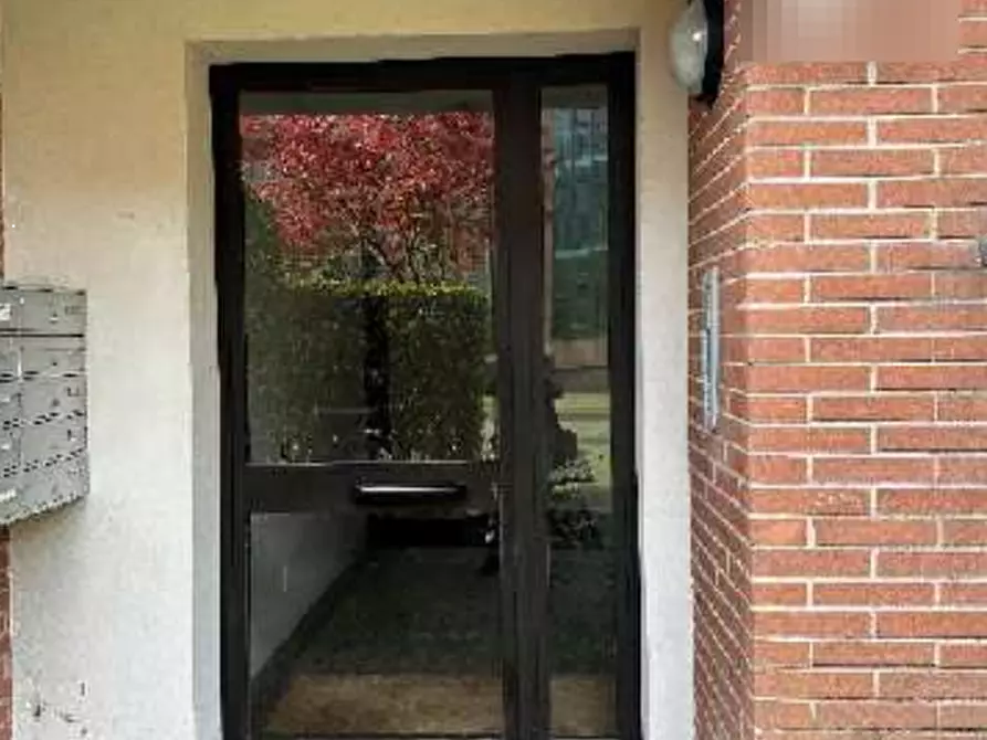 Immagine 5 di Appartamento in vendita  in Via Carlo Salerno a Trezzano Sul Naviglio