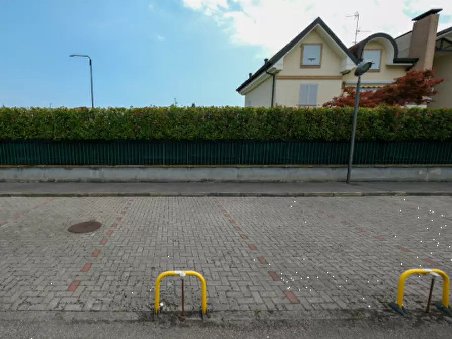 Immagine 1 di Posto auto in vendita  in Via Wolfgang Amadeus Mozart a Liscate