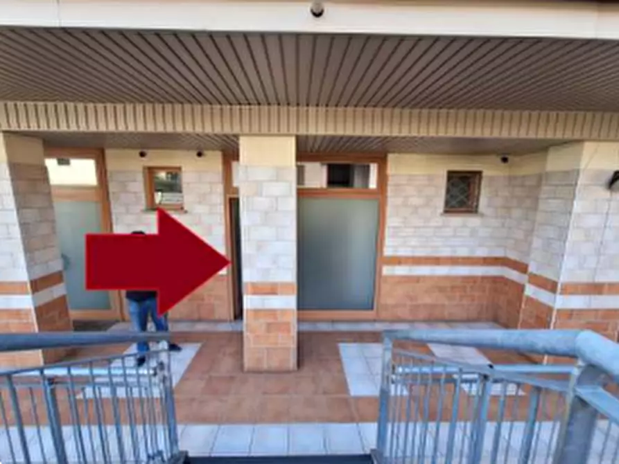 Immagine 6 di Negozio in vendita  in Piazza Giacomo Matteotti a Senago