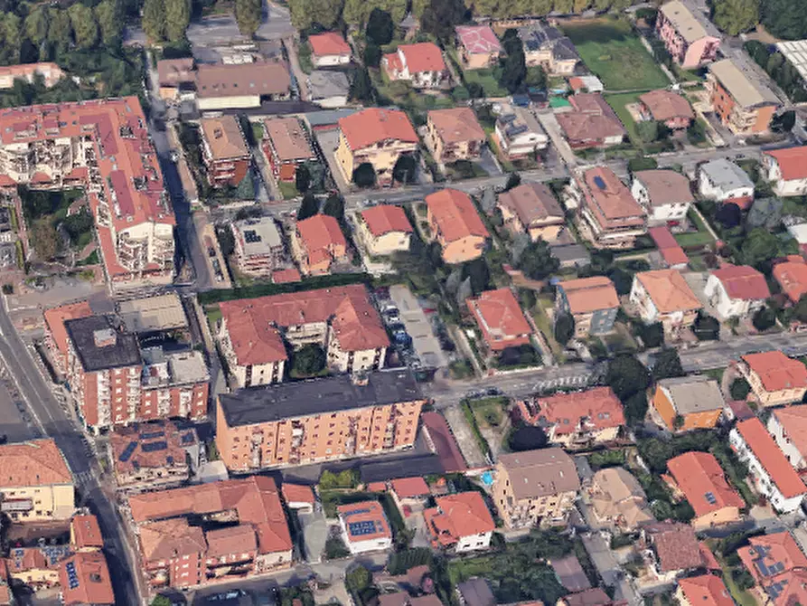 Immagine 12 di Negozio in vendita  in Piazza Giacomo Matteotti a Senago