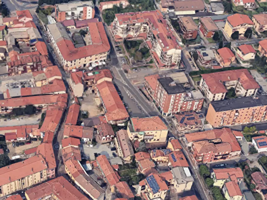 Immagine 13 di Negozio in vendita  in Piazza Giacomo Matteotti a Senago