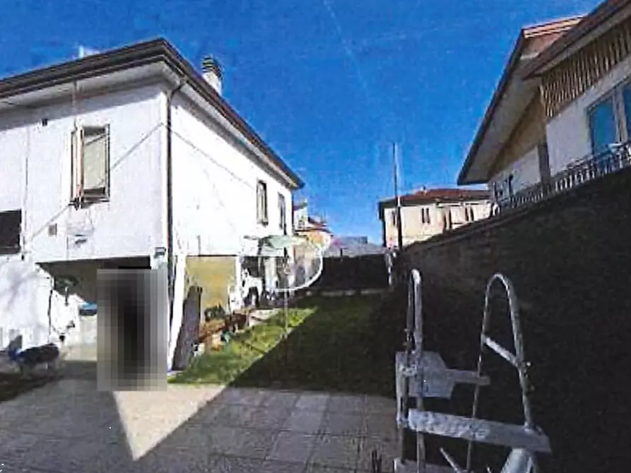 Immagine 2 di Casa indipendente in vendita  in via ivancich a Venezia