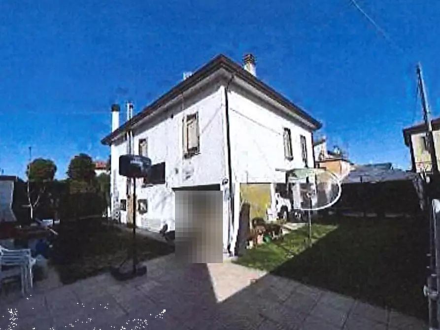 Immagine 1 di Casa indipendente in vendita  in via ivancich a Venezia