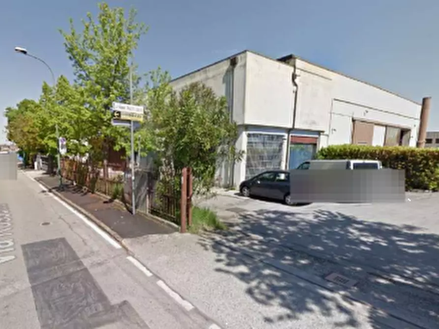 Immagine 2 di Capannone industriale in vendita  in Via Rossetto a Venezia