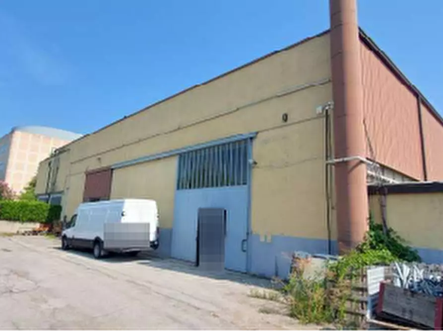 Immagine 4 di Capannone industriale in vendita  in Via Rossetto a Venezia