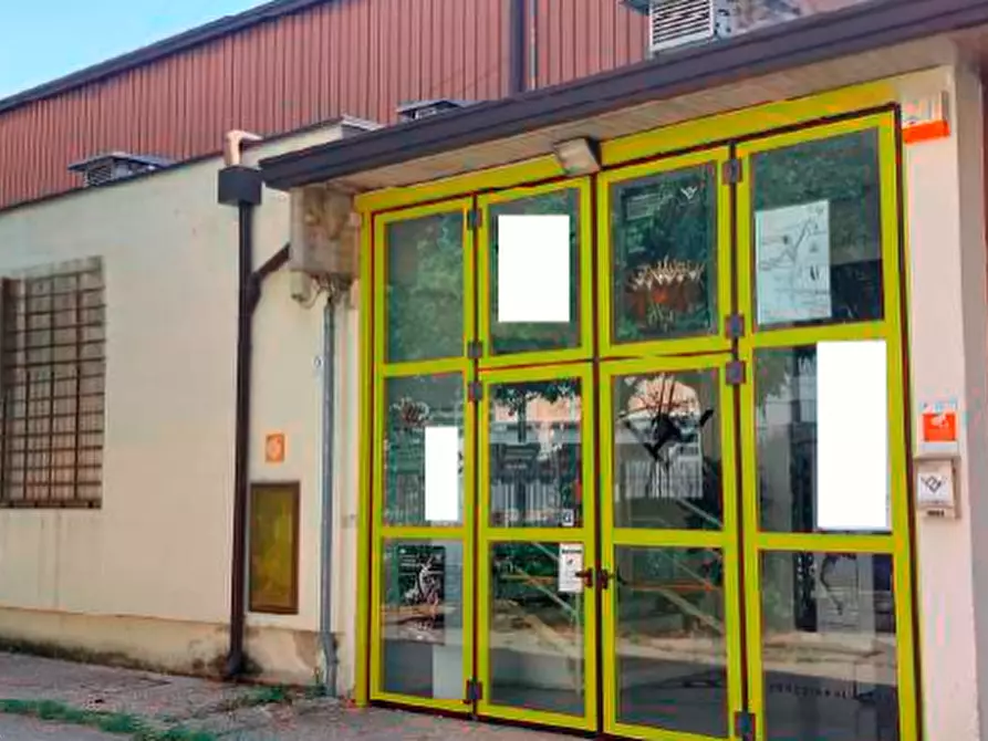 Immagine 5 di Capannone industriale in vendita  in Via Rossetto a Venezia