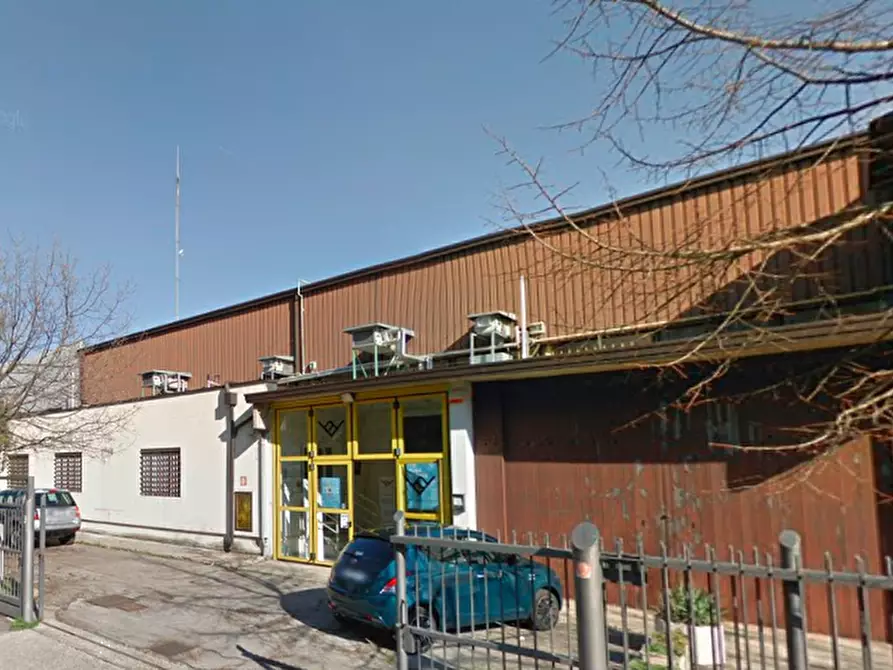 Immagine 15 di Capannone industriale in vendita  in Via Rossetto a Venezia