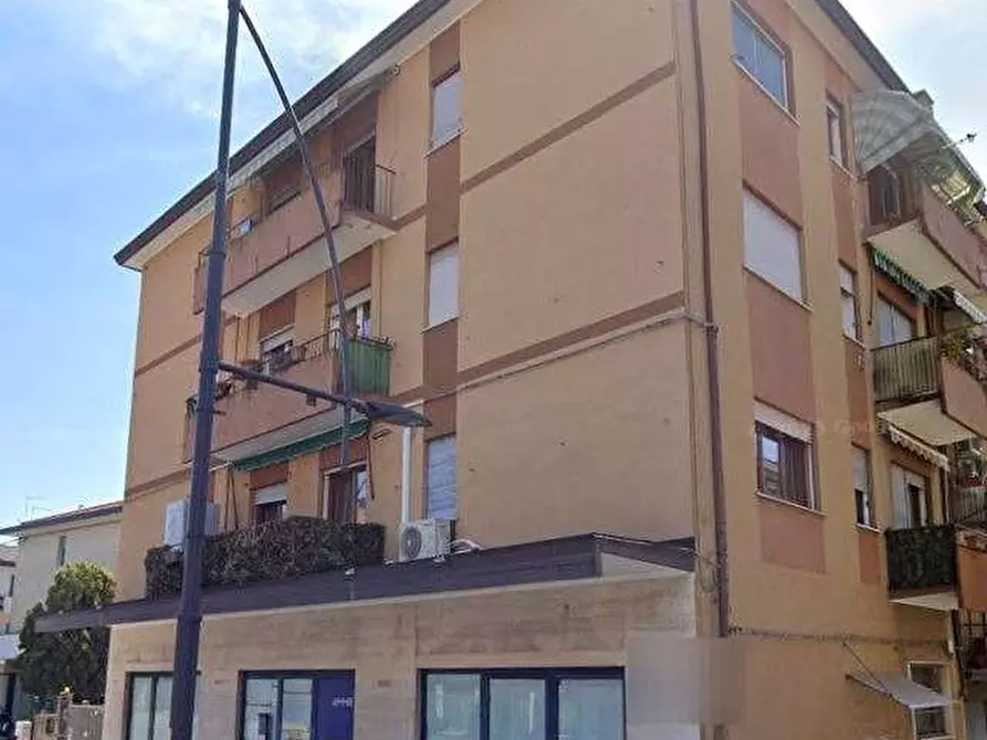 Immagine 1 di Ufficio in vendita  in via Castellana a Venezia