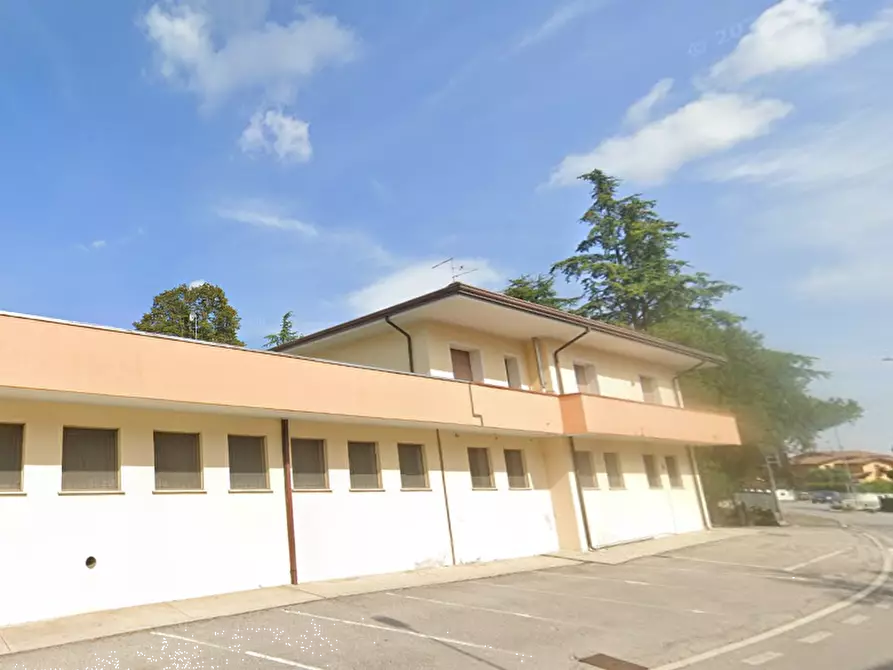 Immagine 5 di Laboratorio in vendita  in Via Villafranca a Chions