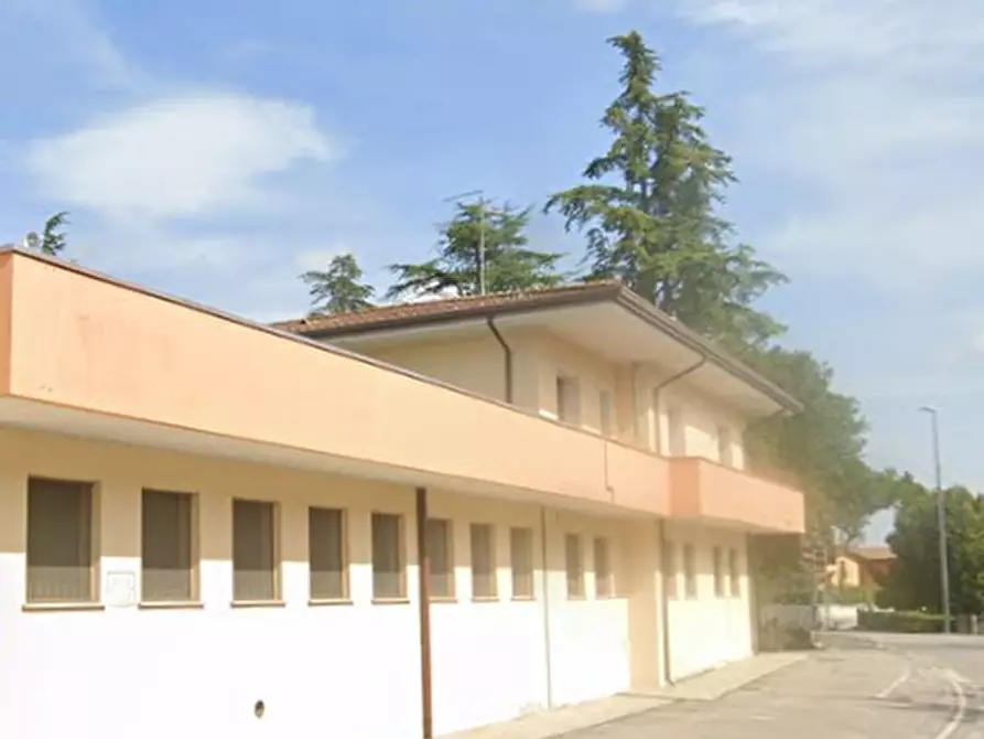 Immagine 6 di Laboratorio in vendita  in Via Villafranca a Chions