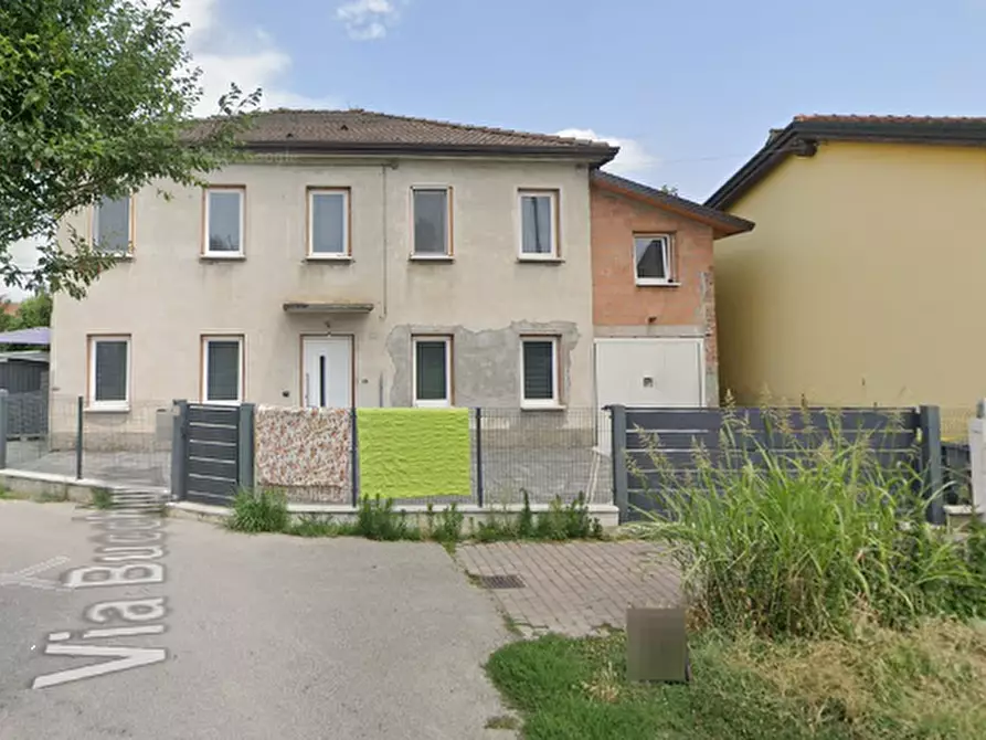 Immagine 1 di Casa indipendente in vendita  in Via Bucchignana a Noale