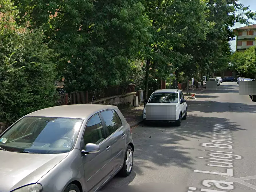 Immagine 9 di Posto auto in vendita  in Viale Adua a Montecatini Terme