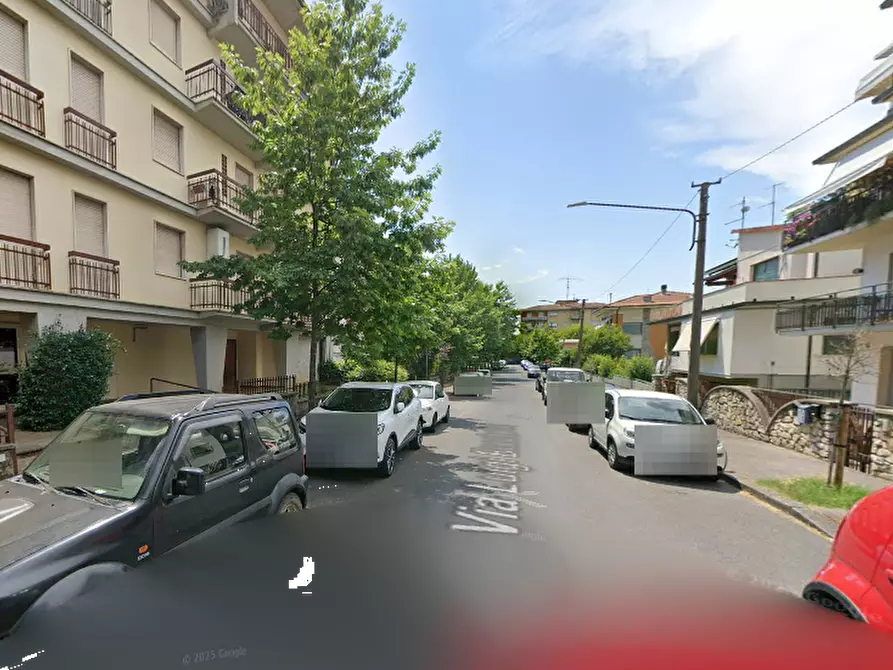 Immagine 11 di Posto auto in vendita  in Viale Adua a Montecatini Terme