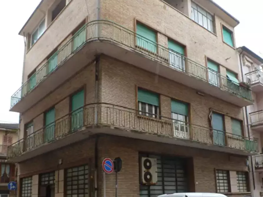 Immagine 1 di Negozio in vendita  in Via Mauro Macchi a Porto San Giorgio