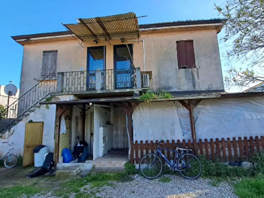Immagine 1 di Appartamento in vendita  in Via Colombara a Venezia