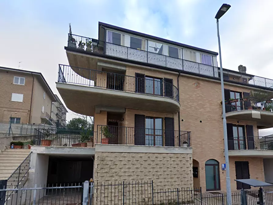 Immagine 5 di Appartamento in vendita  in Via Monte Vettore a Monte Urano
