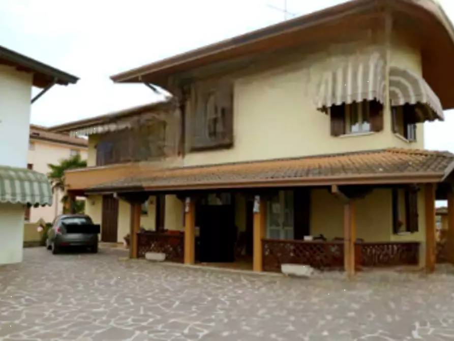 Immagine 9 di Casa indipendente in vendita  in Via della Chiesa a Prata Di Pordenone