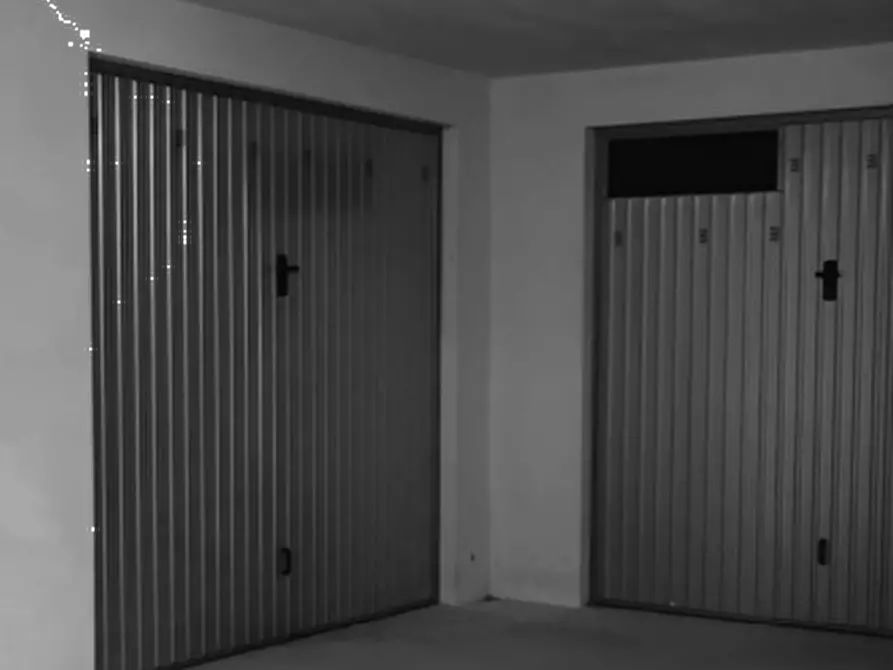 Immagine 2 di Garage in vendita  in Via Monte Vettore a Monte Urano