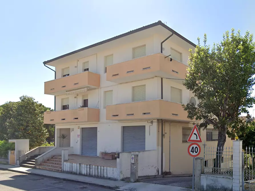 Immagine 5 di Laboratorio in vendita  in Via Caserta a Porto Sant'elpidio