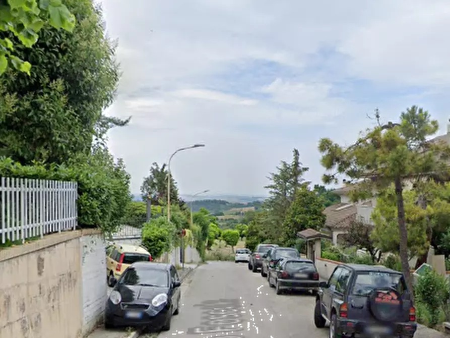 Immagine 6 di Capannone industriale in vendita  in Via Foscolo a Petritoli